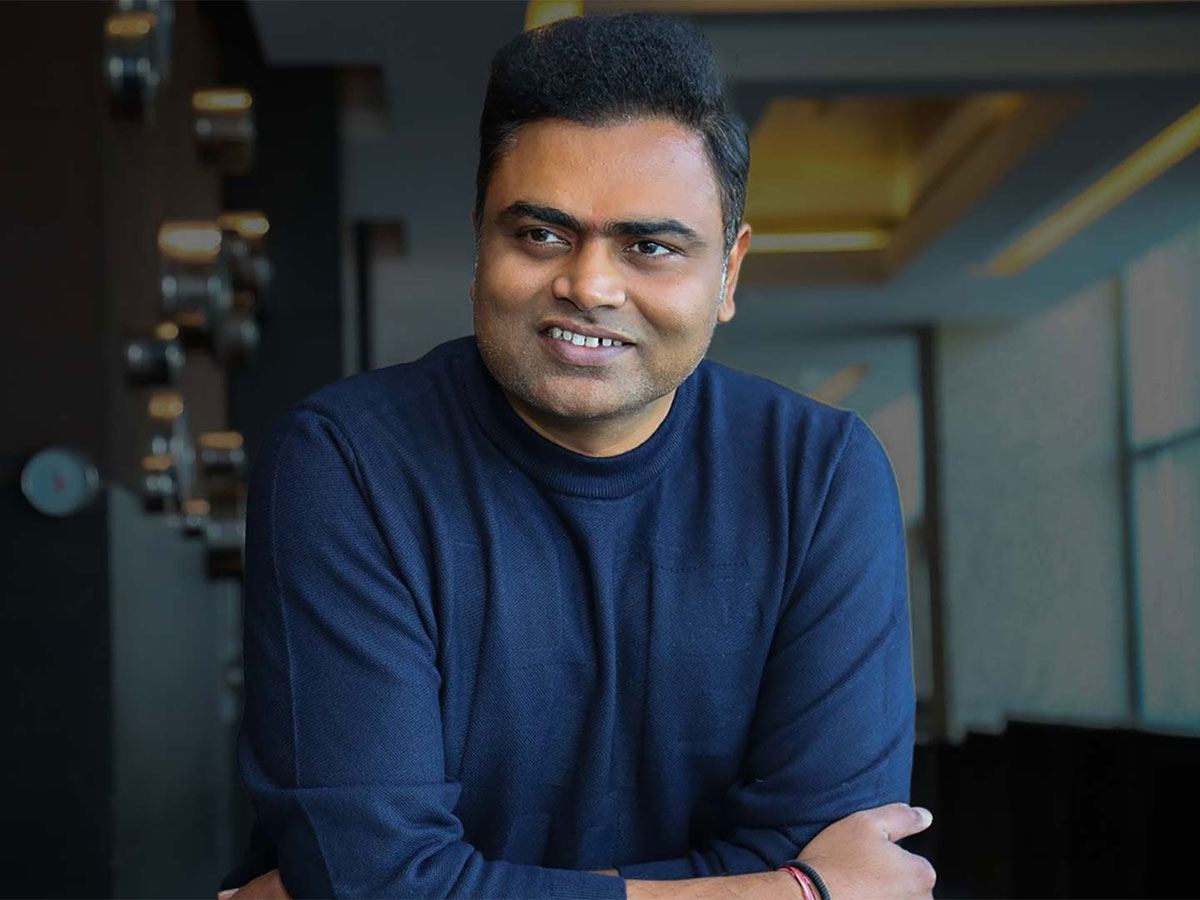 Vamsi Paidipally to direct Mr.Perfect hero